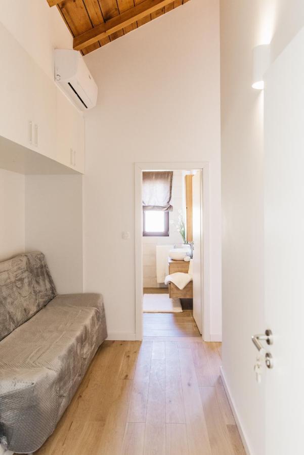 טריליי Krolo Villa&Wine מראה חיצוני תמונה