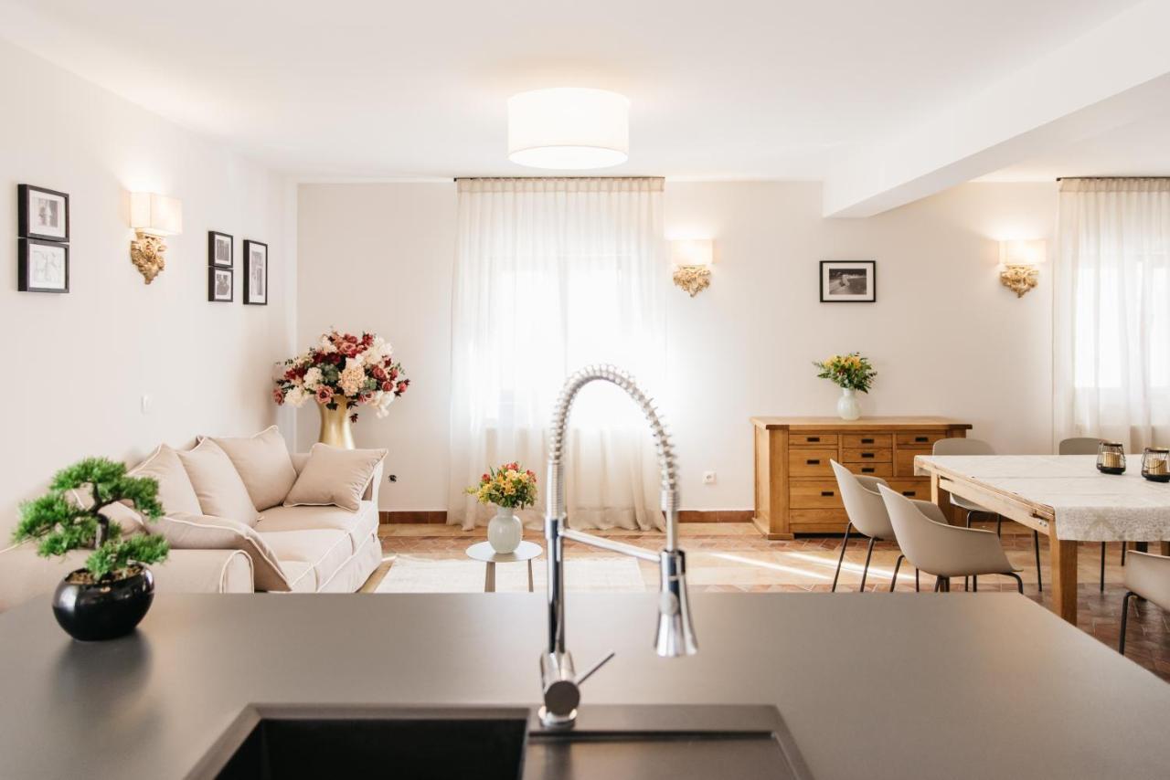 טריליי Krolo Villa&Wine מראה חיצוני תמונה