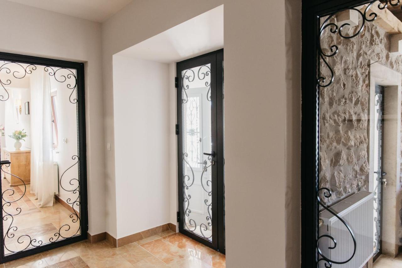 טריליי Krolo Villa&Wine מראה חיצוני תמונה