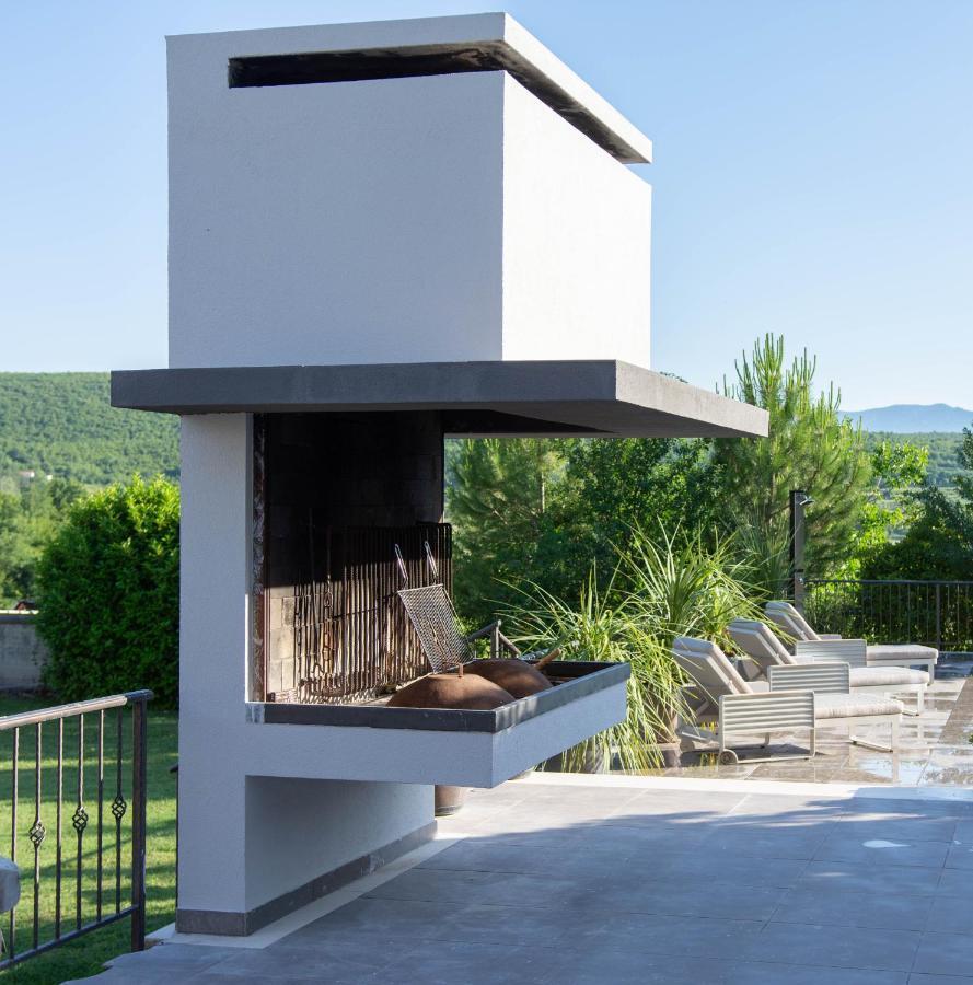 טריליי Krolo Villa&Wine מראה חיצוני תמונה