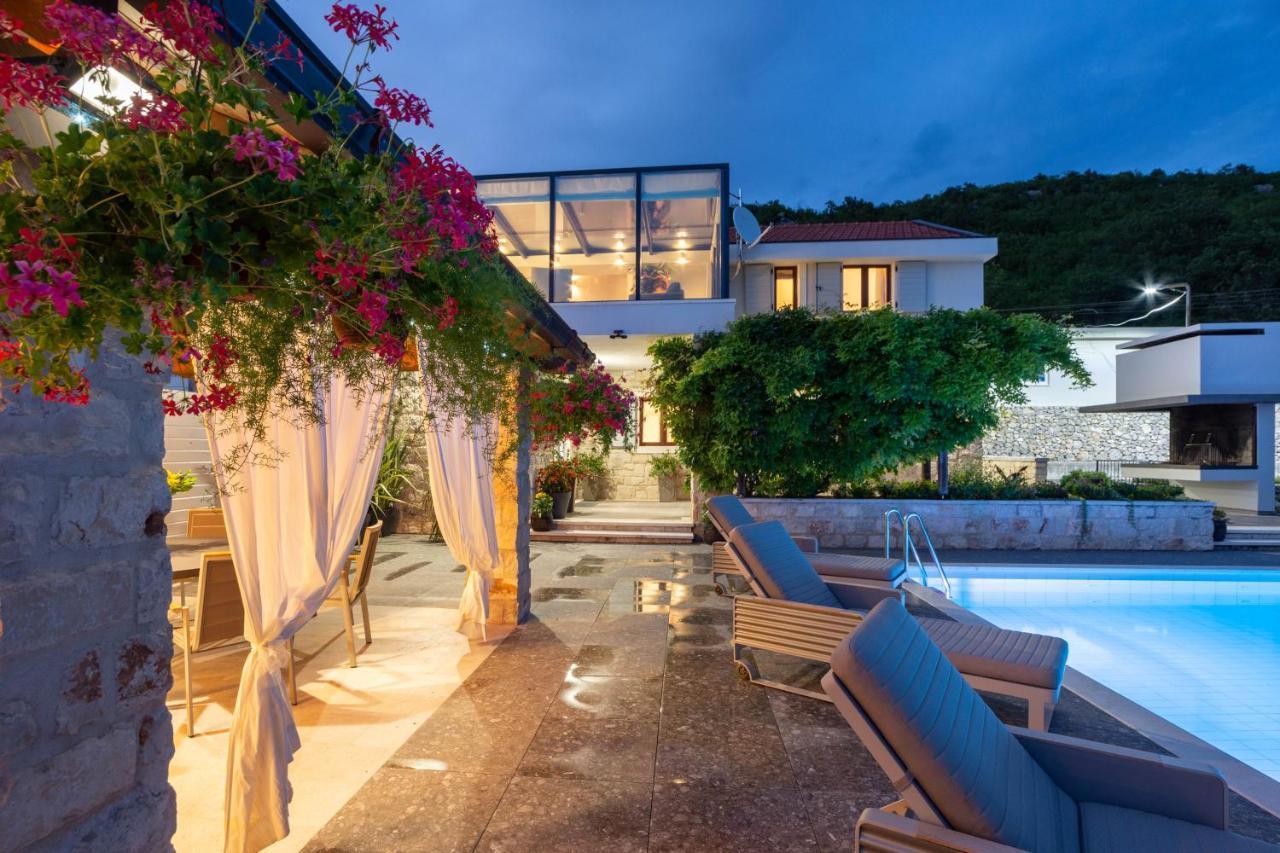 טריליי Krolo Villa&Wine מראה חיצוני תמונה